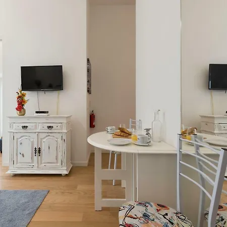 Apartment Lovelystay - Majestic Flat In City Center Porto